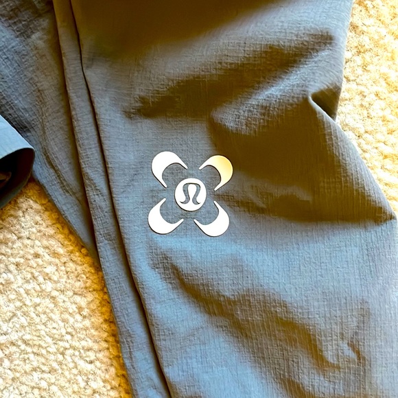 Lululemon surge jogger (Seawheeze 2021 limited edition) - Picture 5 of 7